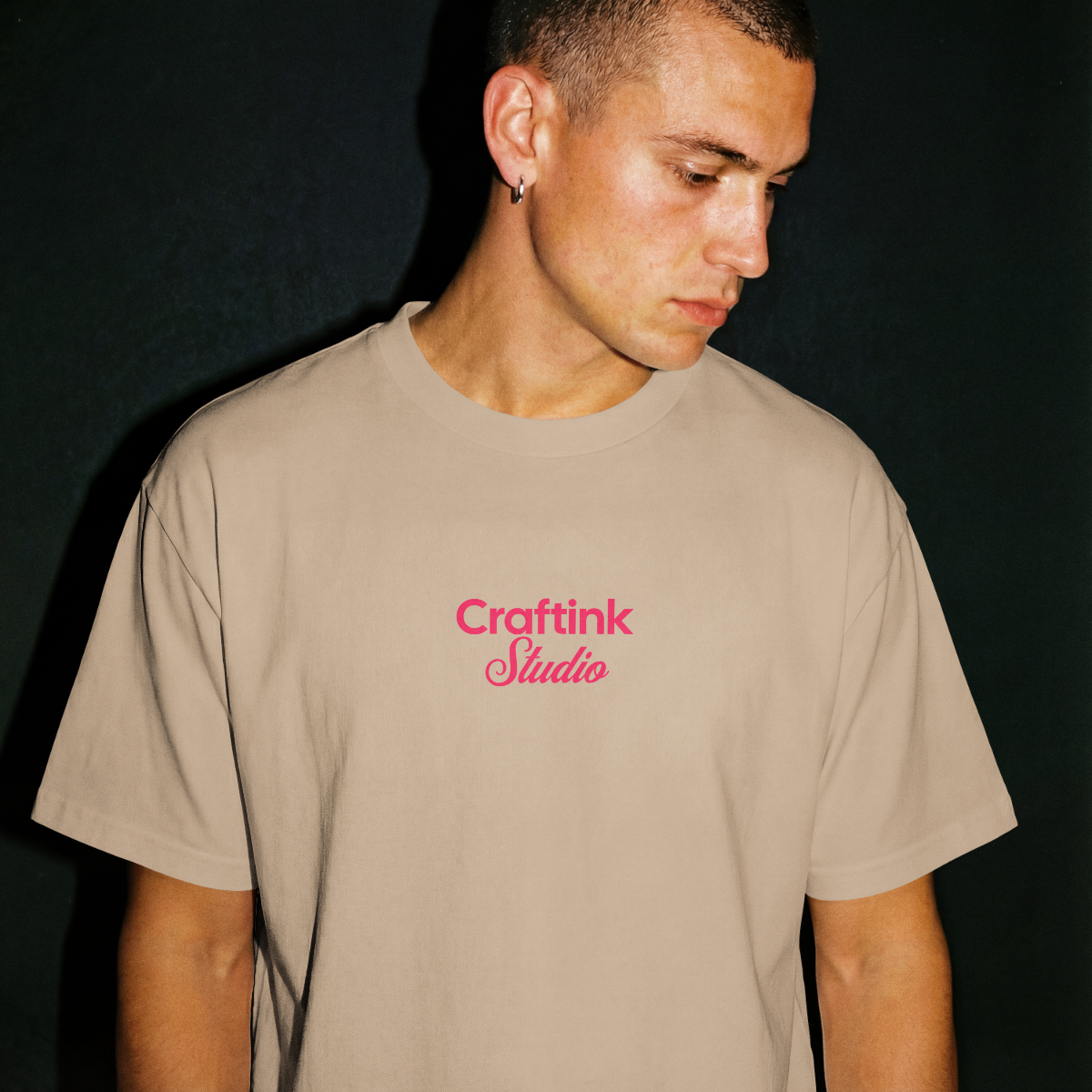 Camiseta 'Center Logo'  - Arena | Craftink Studio